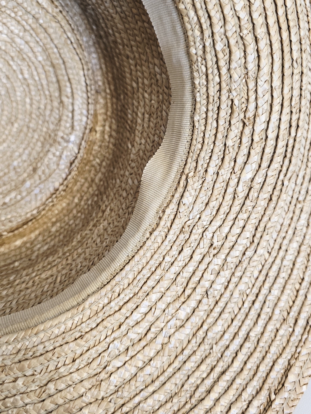 VINTAGE BETMAR Straw Hat Round Upturned Rim Bow Style #C230 - Picture 12 of 14